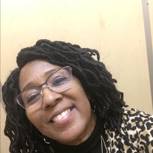 Meet your Posher, Virginia